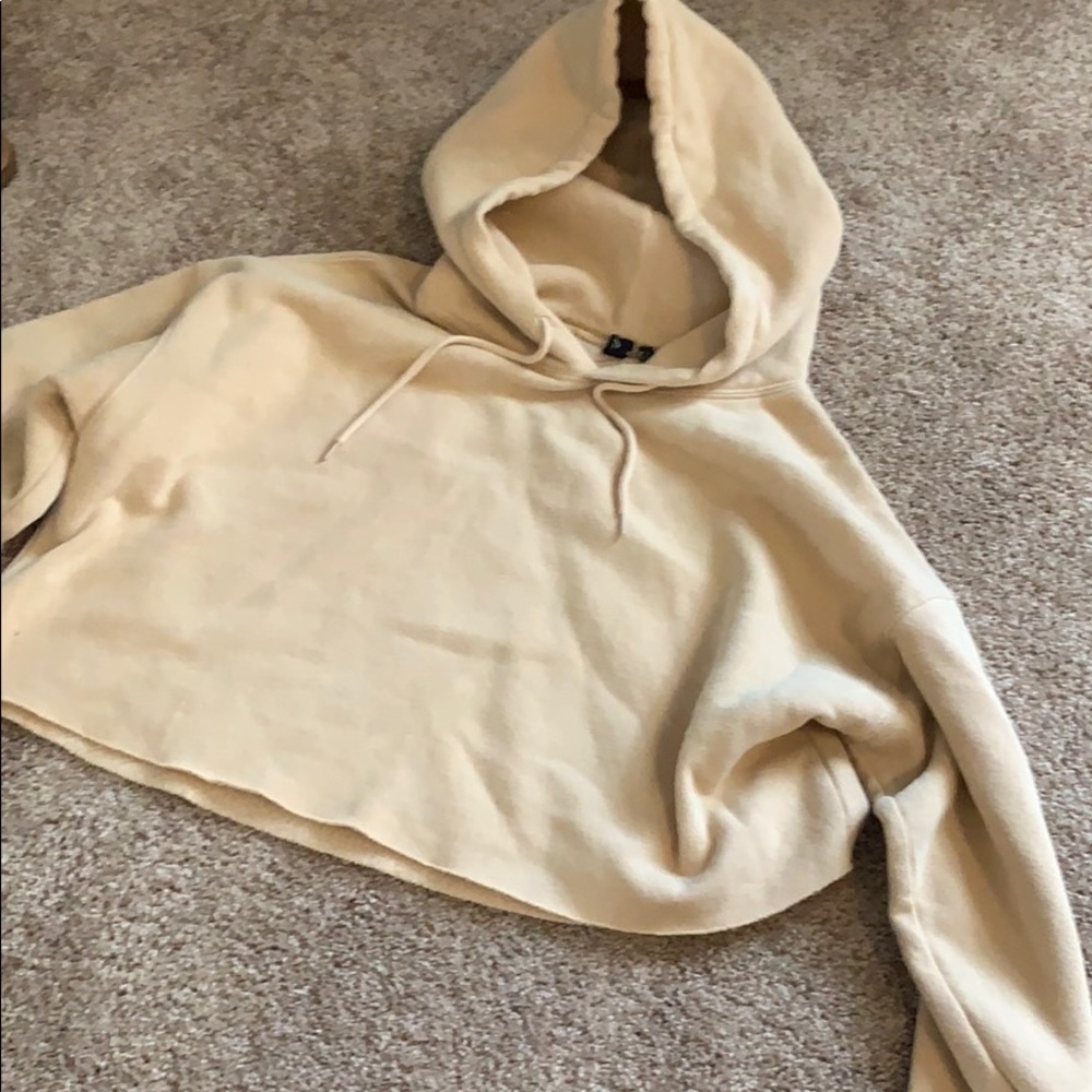 urban outfitter tan cropped hoodie